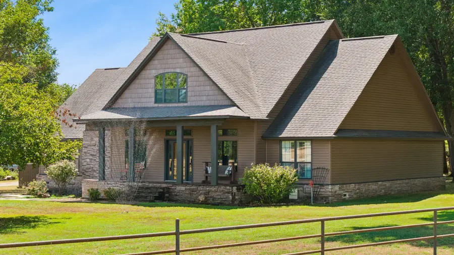 21540 E State Highway 31, Quinton, OK 74561 - #2