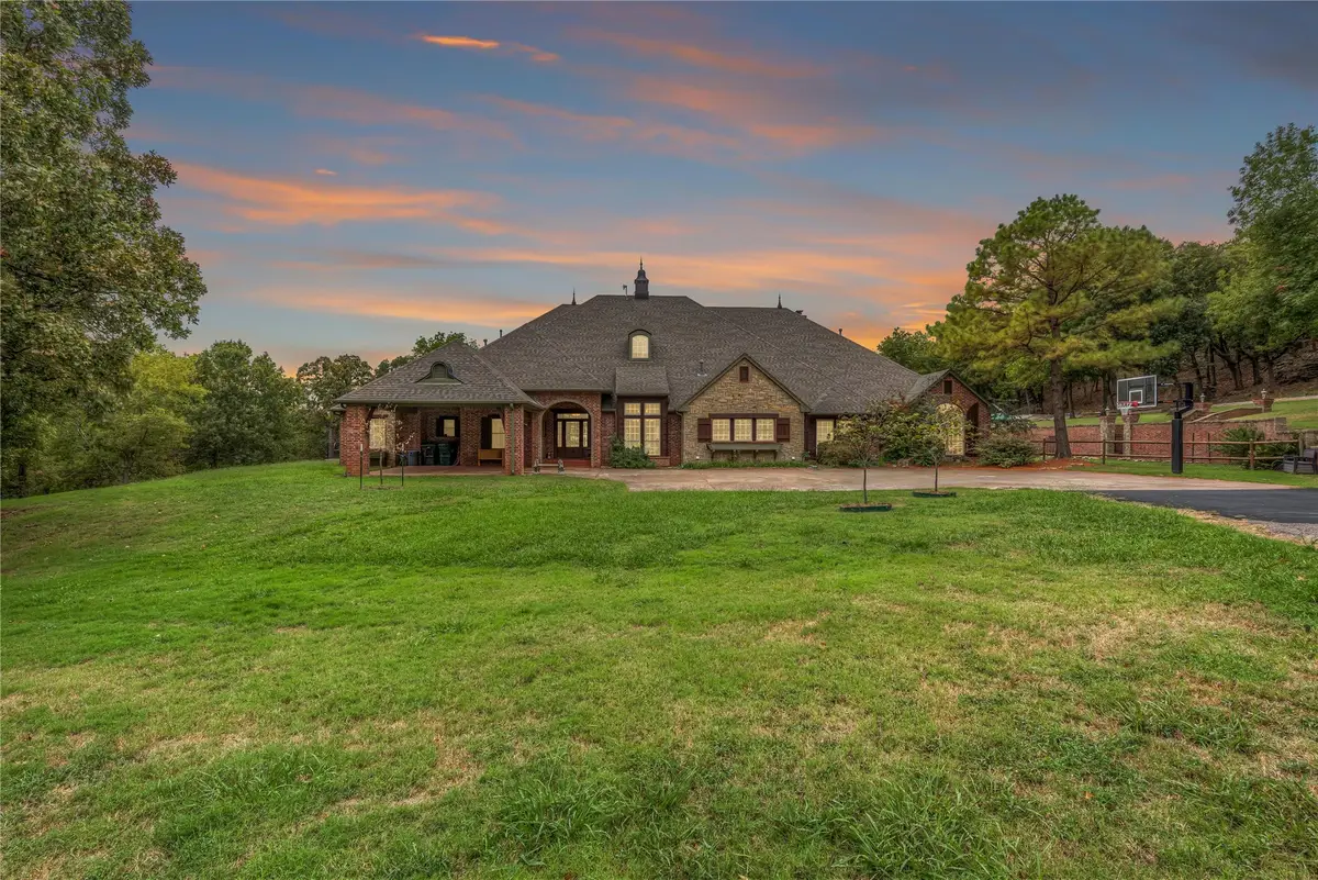 4800 W Munson Road, Skiatook, OK 74070 - #1