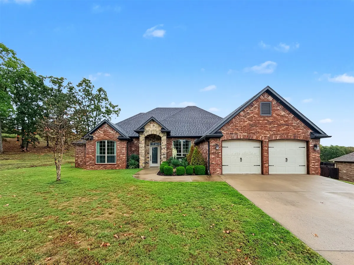 616 Woodlands Drive, Tahlequah, OK 74464 - #1