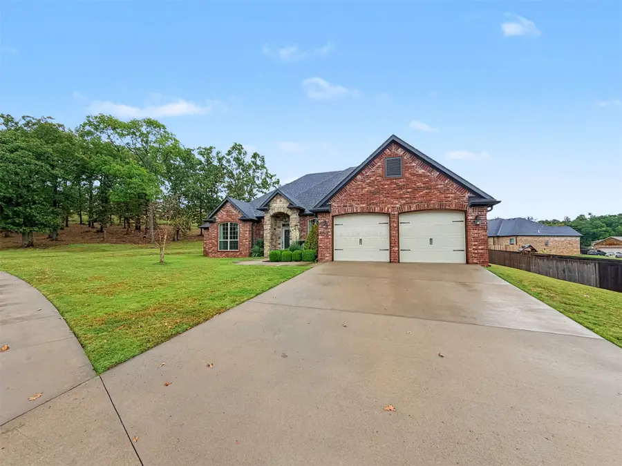 616 Woodlands Drive, Tahlequah, OK 74464 - #3