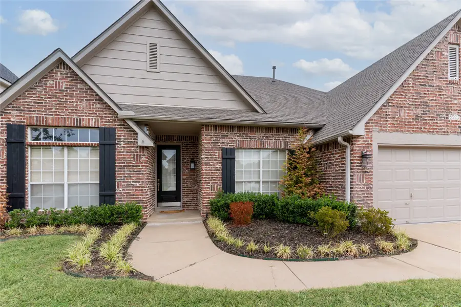8523 E 82nd Street, Tulsa, OK 74133 - #2