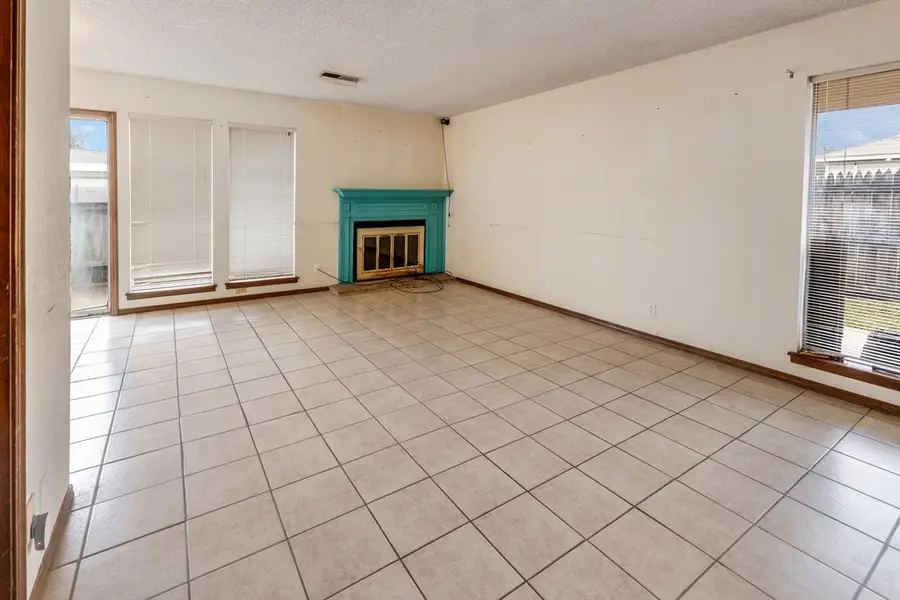 6004 S Newport Avenue #A6, Tulsa, OK 74105 - #2
