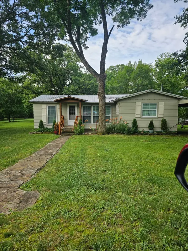 889 Spring Creek Road, Locust Grove, OK 74352