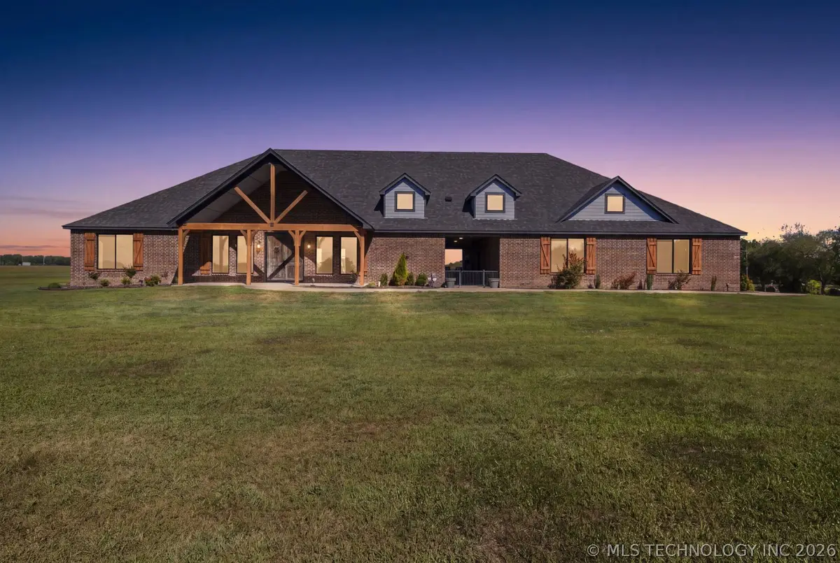 4011 E 201st Street S, Mounds, OK 74047 - #1