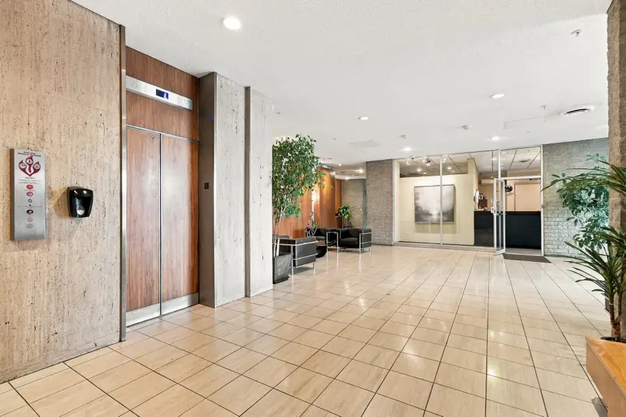 1502 Boulder Avenue #16E, Tulsa, OK 74119 - #3