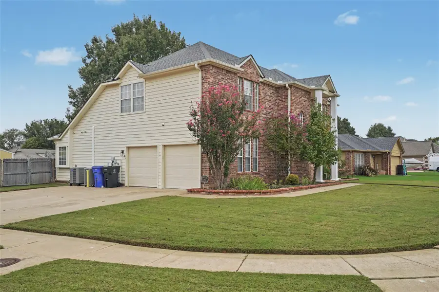 5412 S Narcissus Avenue, Broken Arrow, OK 74011 - #3