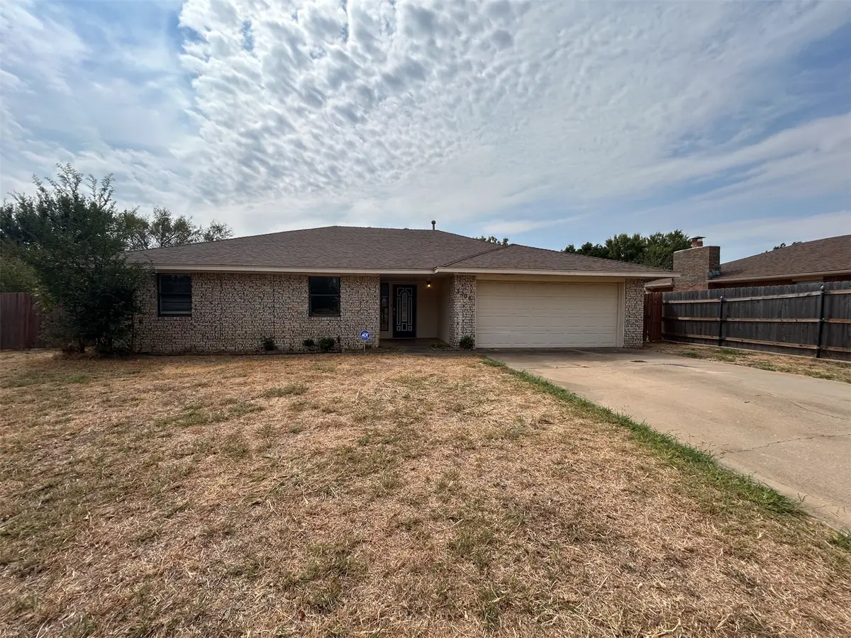 3206 Lansbrook Court, Duncan, OK 73533 - #1