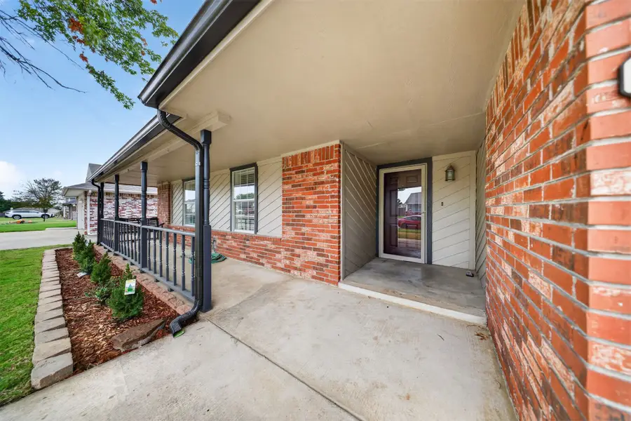 8232 N 127th Avenue E, Owasso, OK 74055 - #3