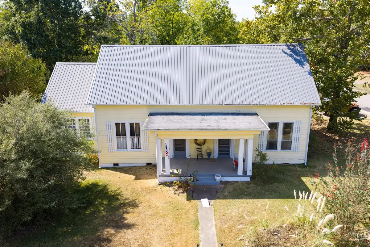 411 N High Street, Antlers, OK 74523 - #1
