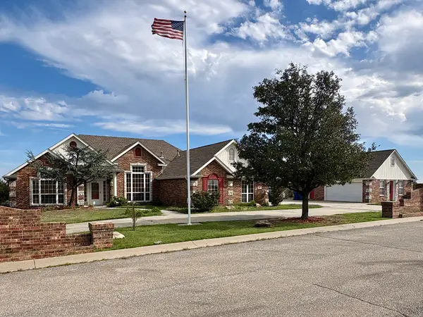 917 Augusta Drive, Cushing, OK 74023