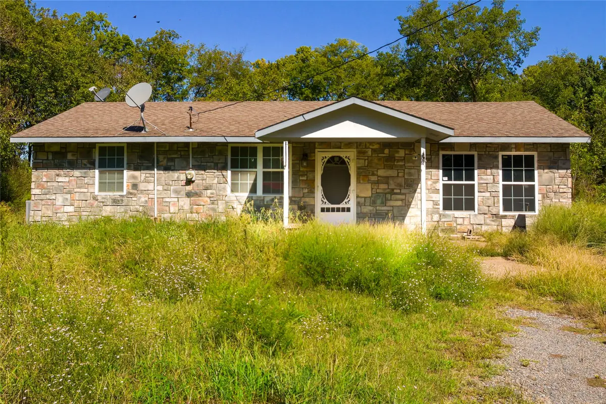 105 SE 6th Street, Wagoner, OK 74467 - #1