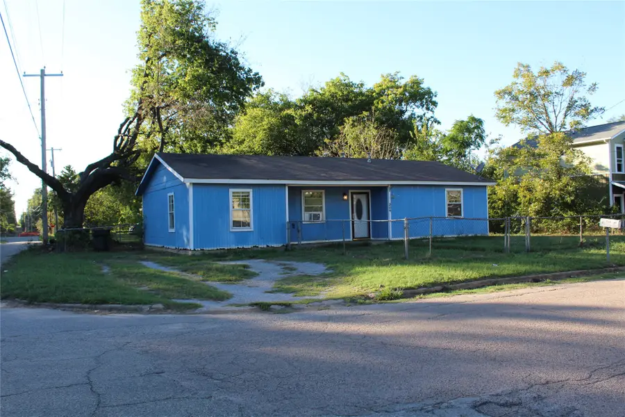 309 S 3rd Avenue, Durant, OK 74701 - #3