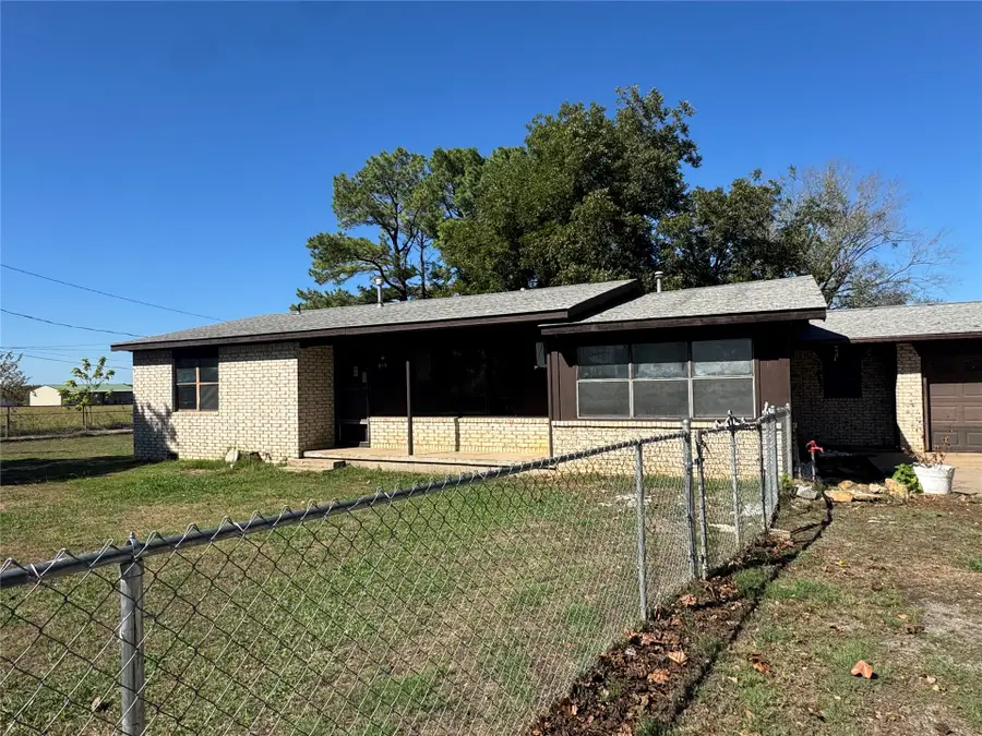 815 W Emberton, Hartshorne, OK 74547 - #2