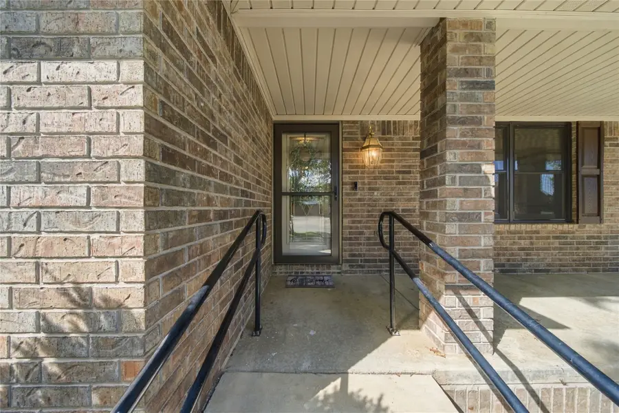 604 Chapman Avenue, Tahlequah, OK 74464 - #3