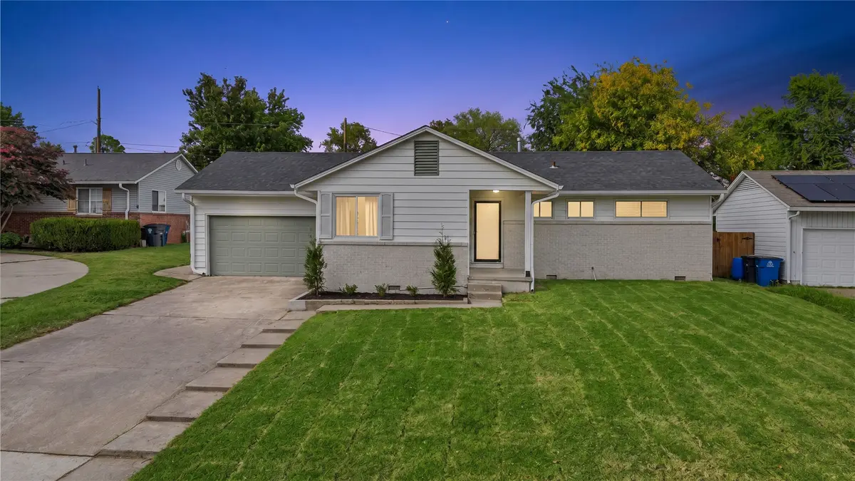 5807 E 22nd Place, Tulsa, OK 74114 - #1