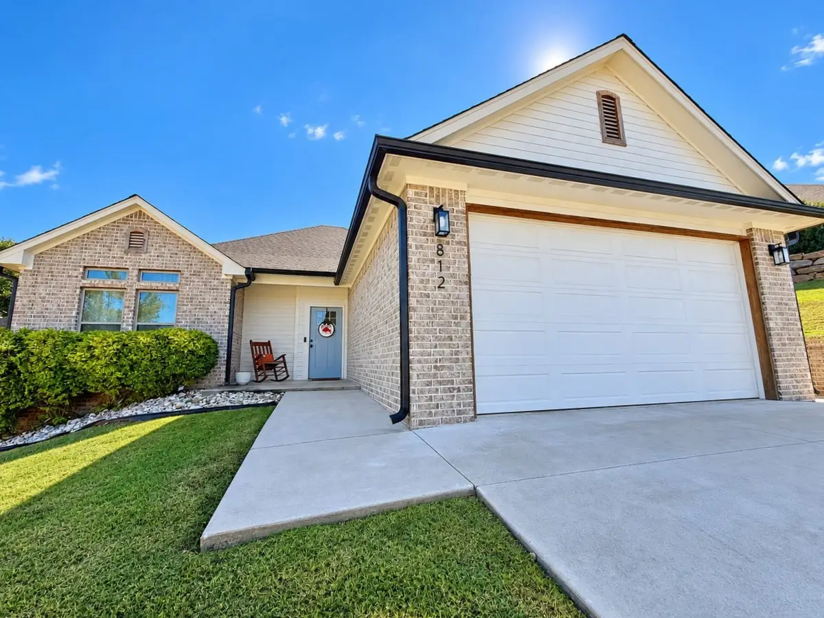 812 E Finley Ridge Drive, Tahlequah, OK 74464 - #1