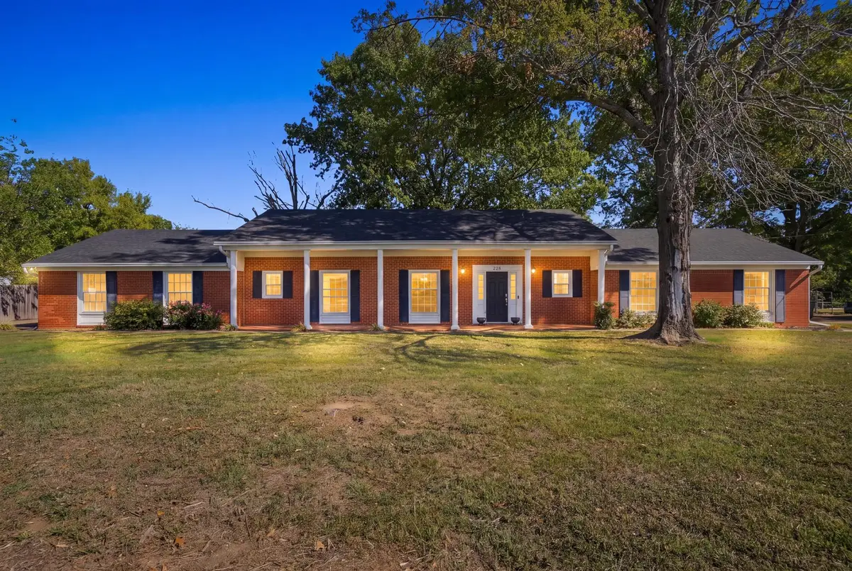 1936 Memorial Drive, Claremore, OK 74017 - #1