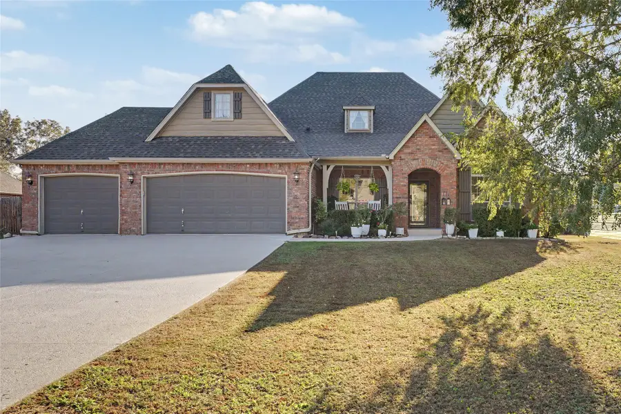 601 S Supernaw Avenue, Skiatook, OK 74070 - #2