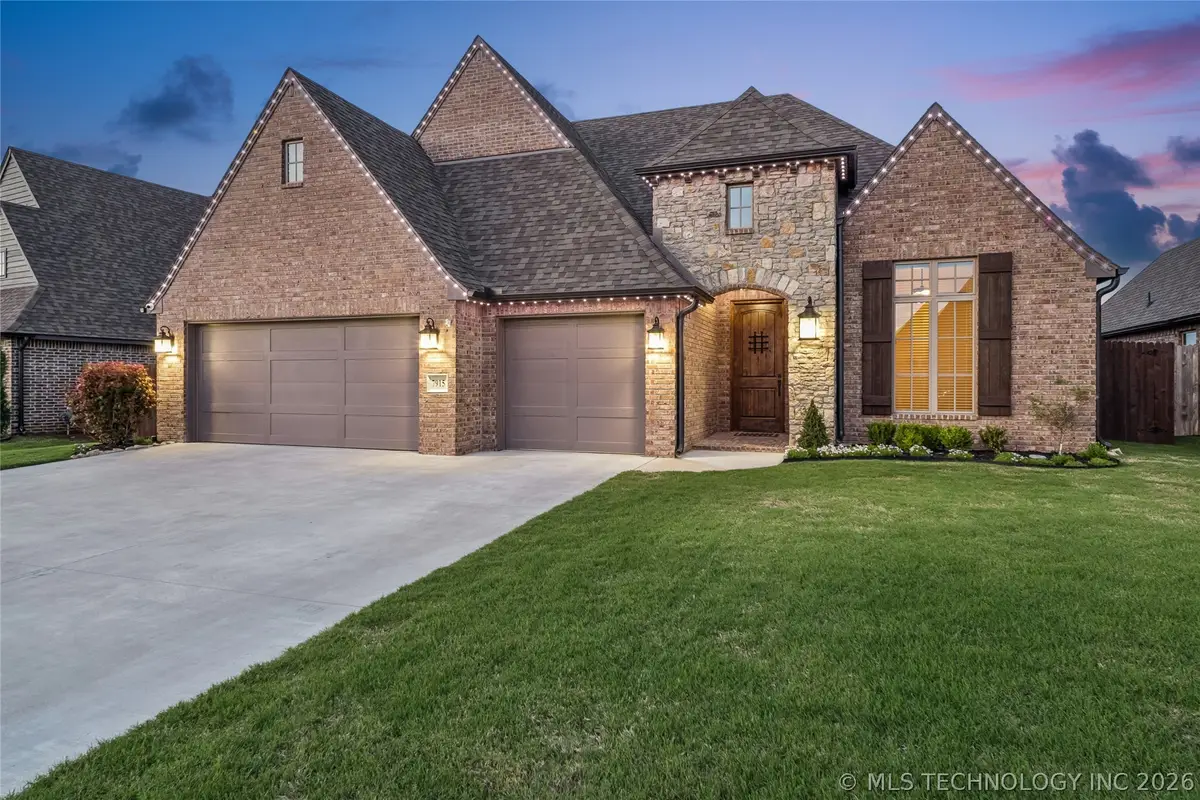 7915 N 149th East Avenue, Owasso, OK 74055 - #1
