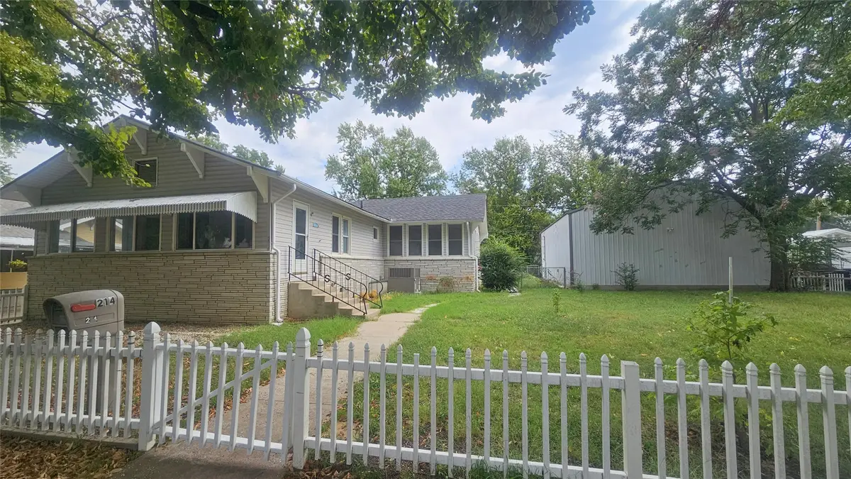 214 F Street Nw, Miami, OK 74354 - #1