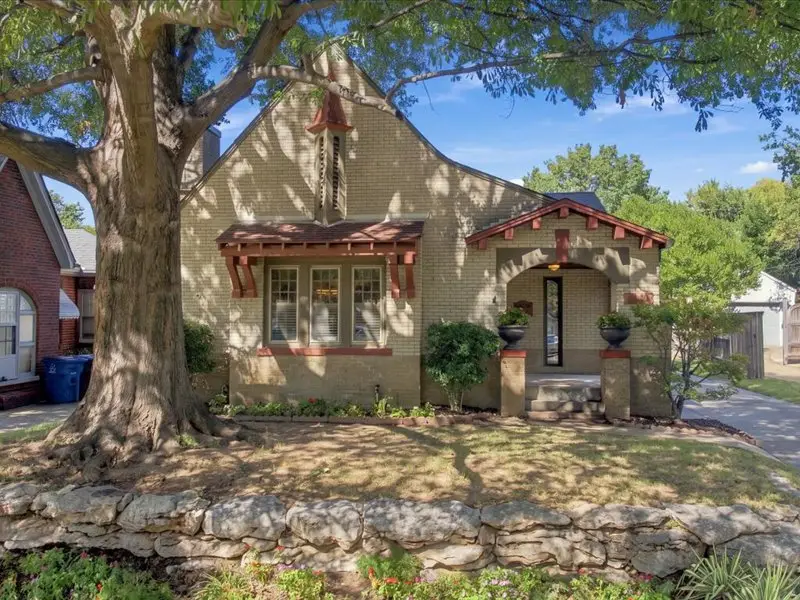 2131 E 20th Street, Tulsa, OK 74104 - #1