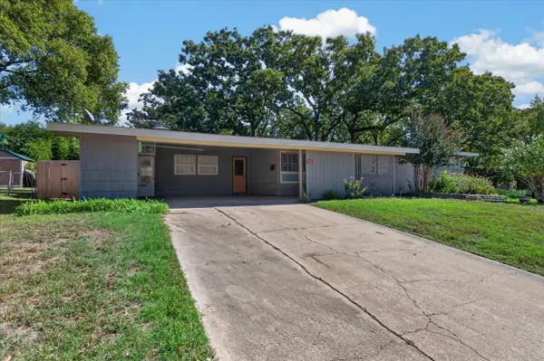 110 Forrest Park Road, Bartlesville, OK 74003