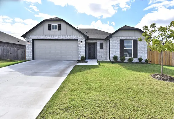 1656 E 140th Place, Glenpool, OK 74033