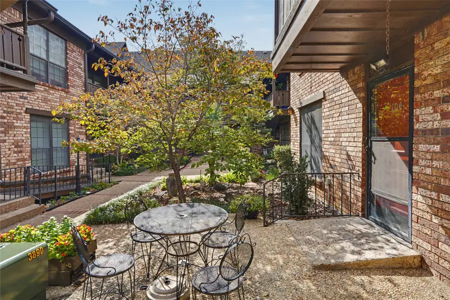 3 Woodward Boulevard #104, Tulsa, OK 74114 - #2