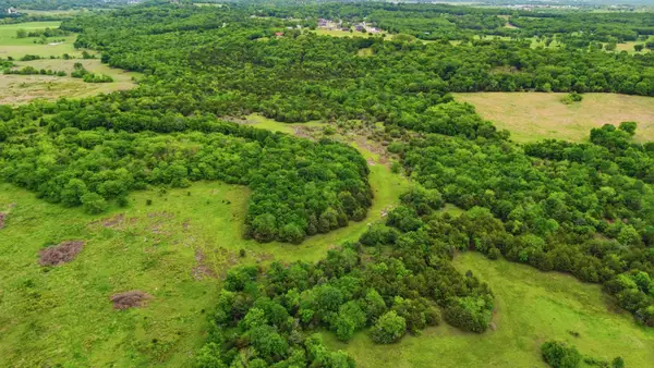 2 S 490 Road, Tahlequah, OK 74464