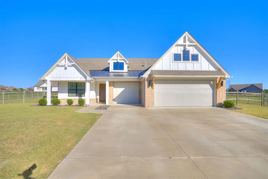 8913 N 63rd Avenue E, Owasso, OK 74055 - #2