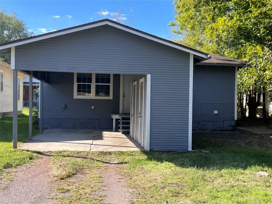 525 E Seminole Avenue, McAlester, OK 74501 - #3