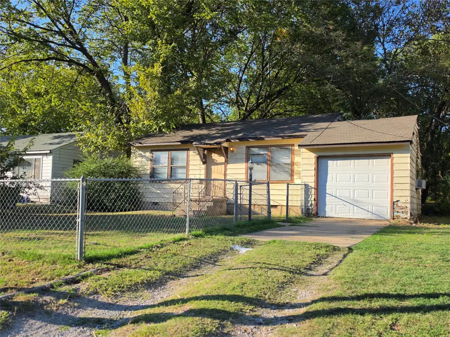 1810 W Spring Street, Collinsville, OK 74021 - #2