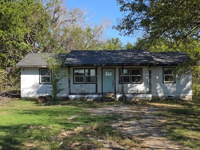 220 W 5th Street, Castle, OK 74833 - #1