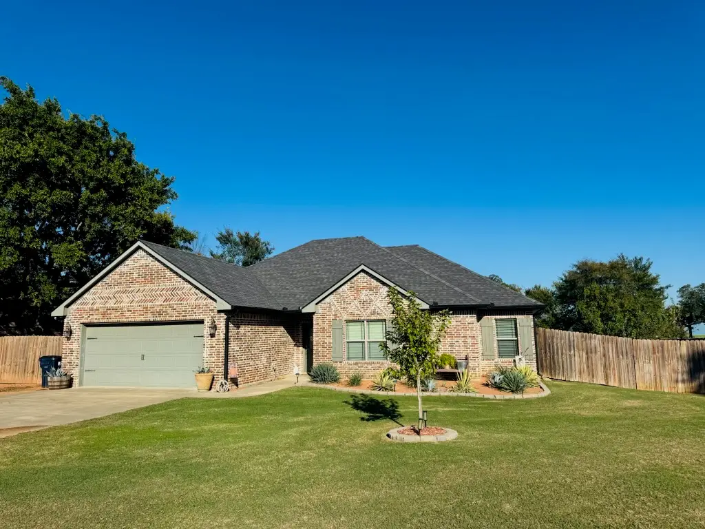 573 Edgewood Circle, Durant, OK 74701 - #1