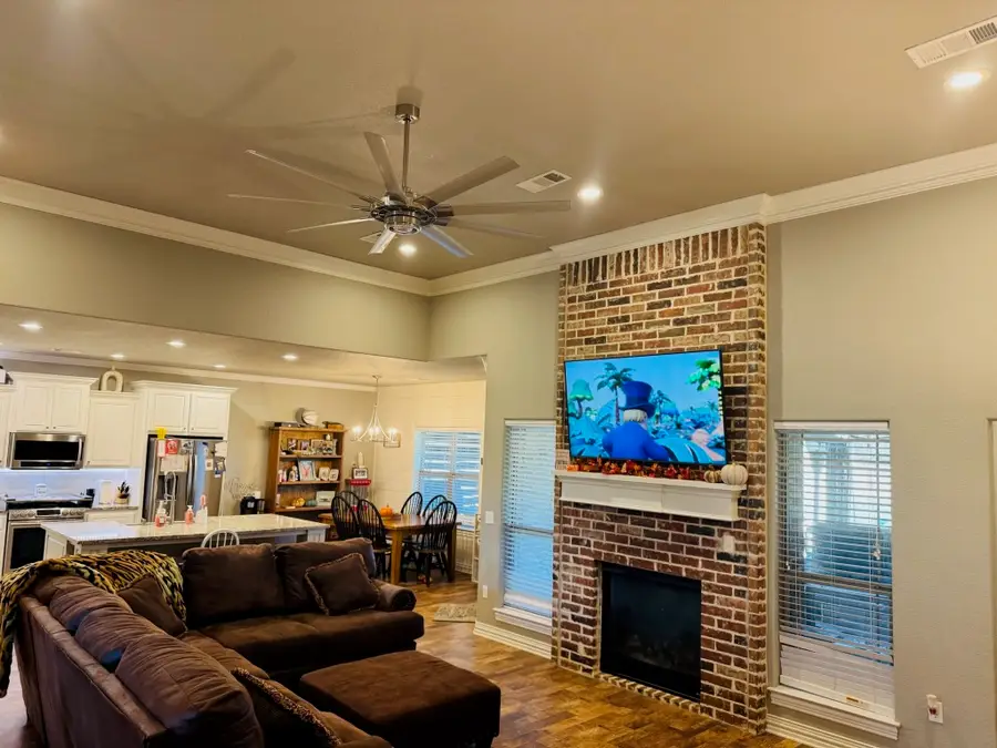 573 Edgewood Circle, Durant, OK 74701 - #3