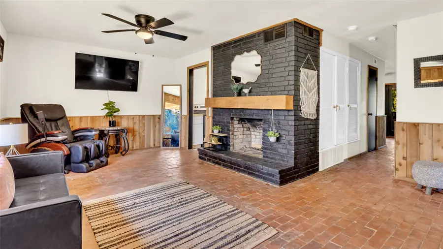 221 Meadow Road, Ardmore, OK 73401 - #3