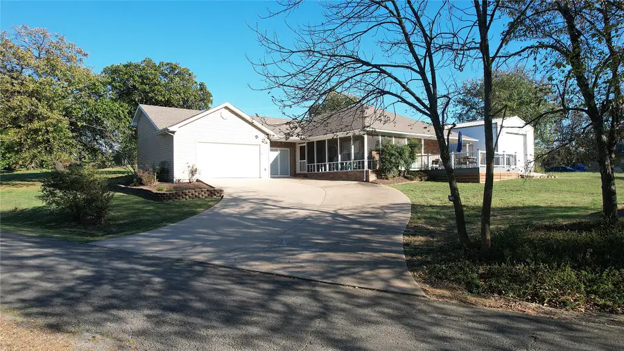 491 Sequoyah Drive, Eufaula, OK 74432 - #3