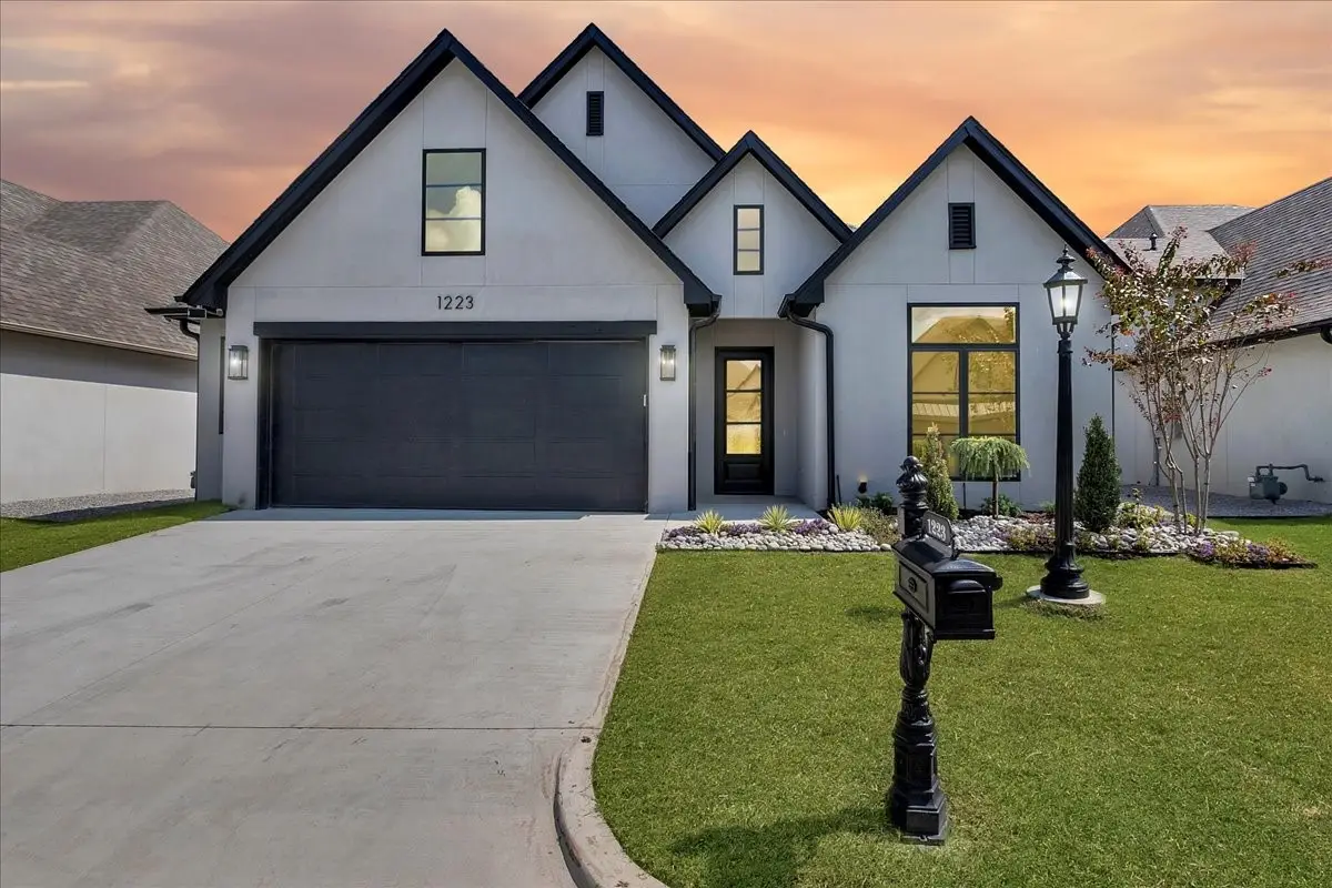 1223 N 71st Place, Broken Arrow, OK 74014 - #1