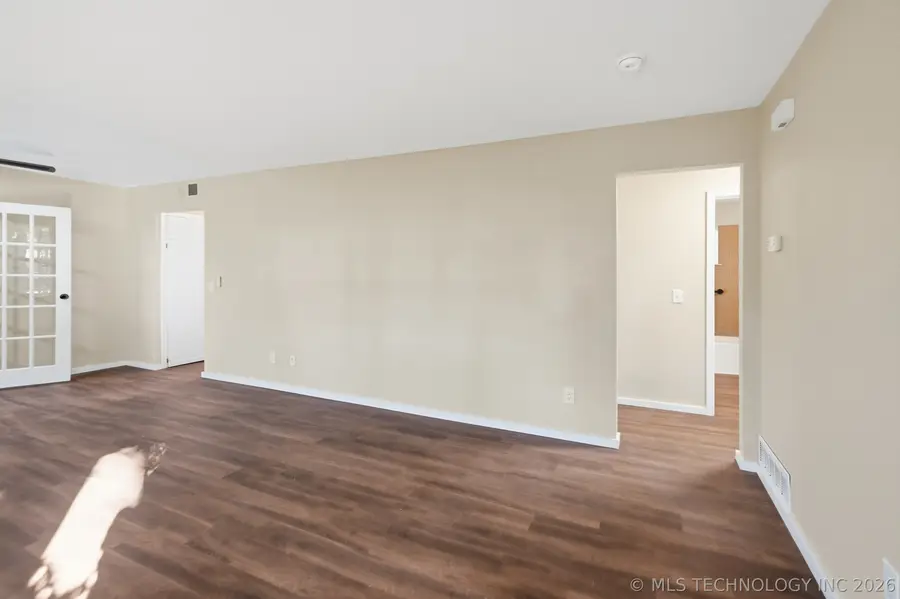 819 E 51st Place N, Tulsa, OK 74126 - #3