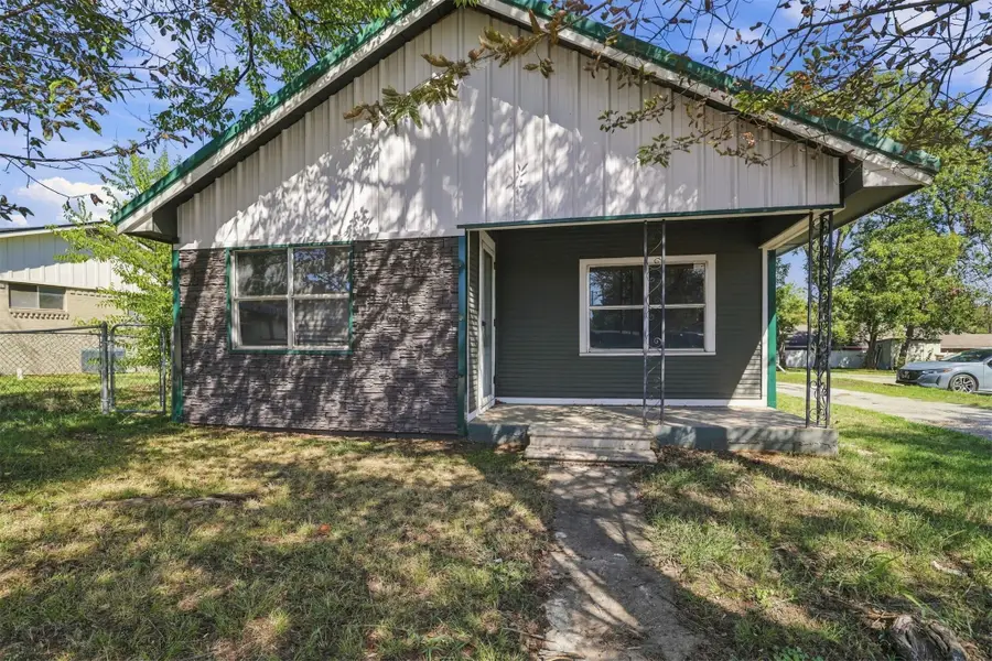 214 W Mulberry, Durant, OK 74701 - #2