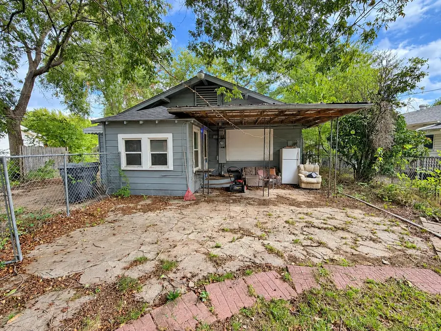415 I Sw, Ardmore, OK 73401 - #2