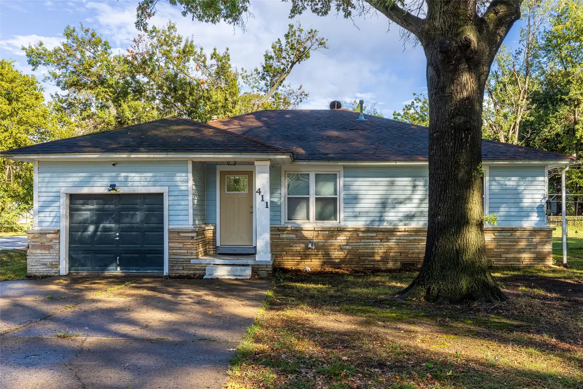 411 N Rowe Street, Pryor, OK 74361 - #1