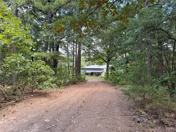 16508 Round Mtn, Howe, OK 74940