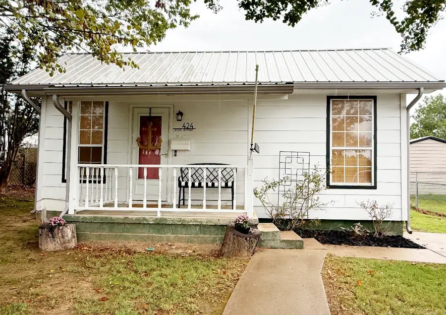 424 Rock Avenue, Eufaula, OK 74432 - #2