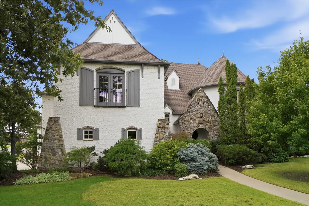 7742 S Indian Avenue, Tulsa, OK 74132 - #1