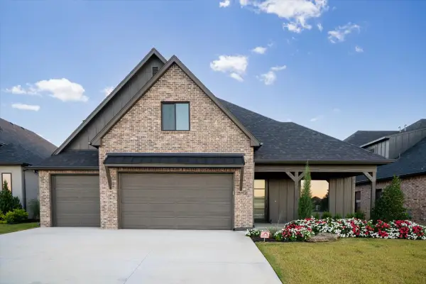 5708 E 126th Street S, Bixby, OK 74008