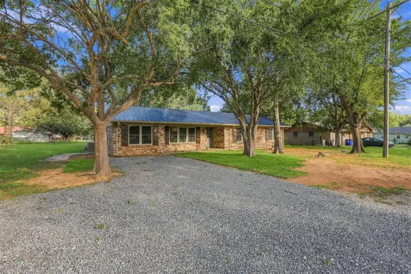 210 N Collins, Colbert, OK 74733