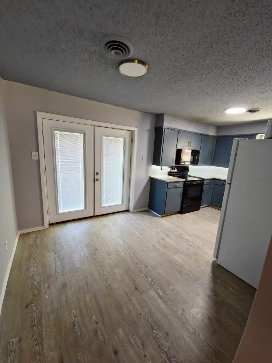 1616 N 10th Avenue, Durant, OK 74701 - #3