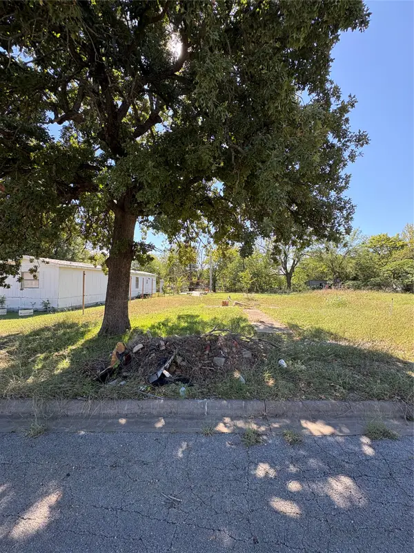 109 Sinclair, Healdton, OK 73438