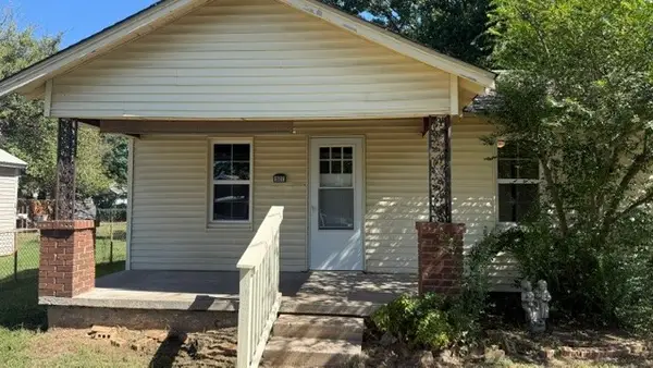 527 S 44th West Avenue, Tulsa, OK 74127